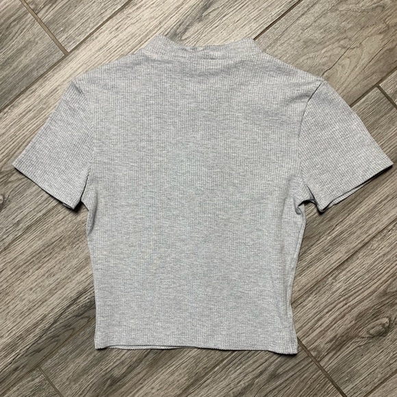 Naked Wardrobe 🩶 Crop Top - Picture 5 of 6